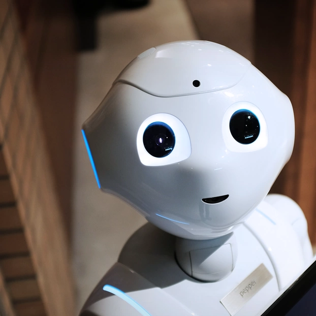 Ein Roboter.